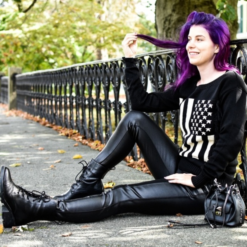Stars & STRIPES AMERICAN FLAG SWEATER in black
